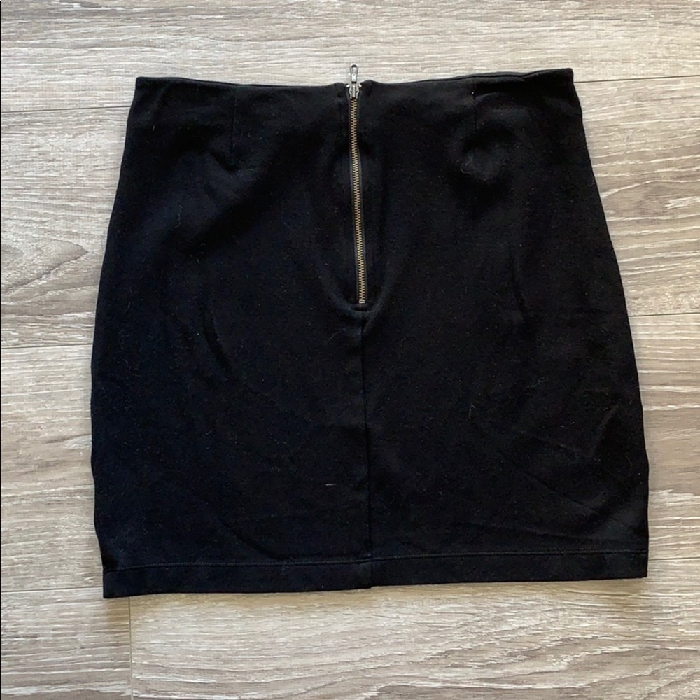 Tulula Black Mini Skirt. - Picture 2 of 3